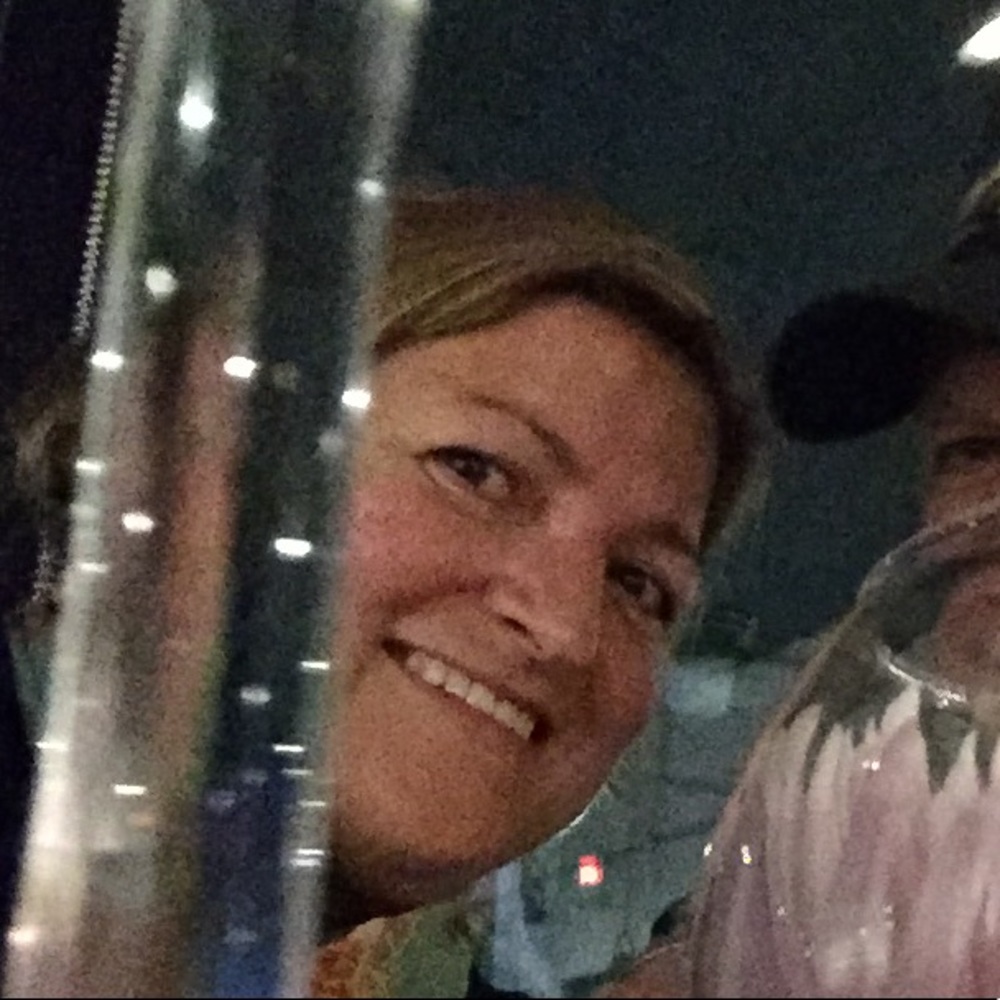 Meet your Posher, Julianna